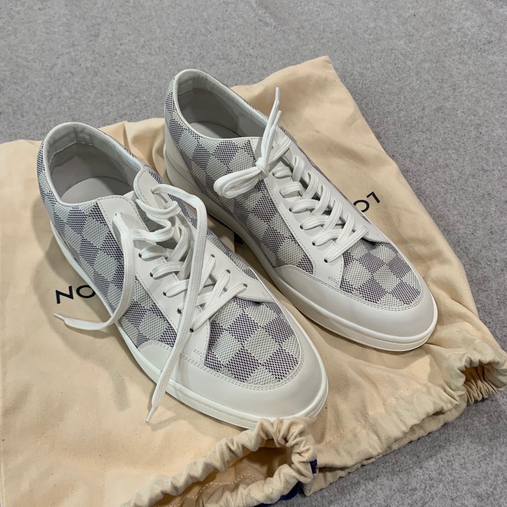 Louis Vuitton Damier Azur Sneakers Men’s sz 6.5 LV